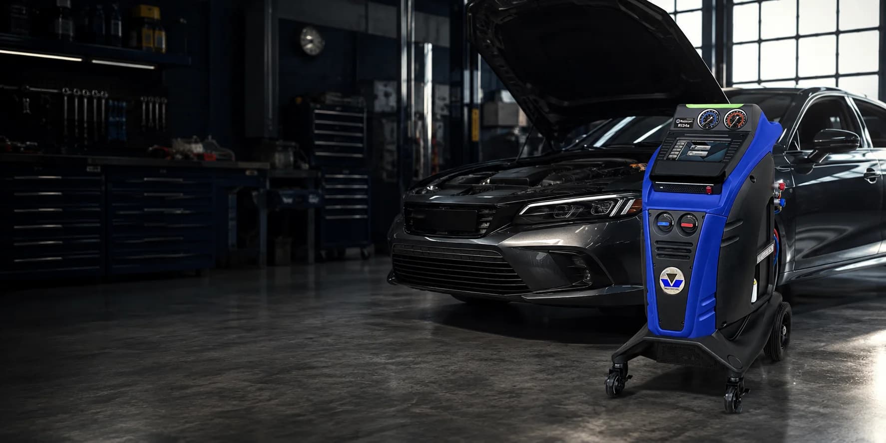 COMMANDER3100 featured in an automotive workshop